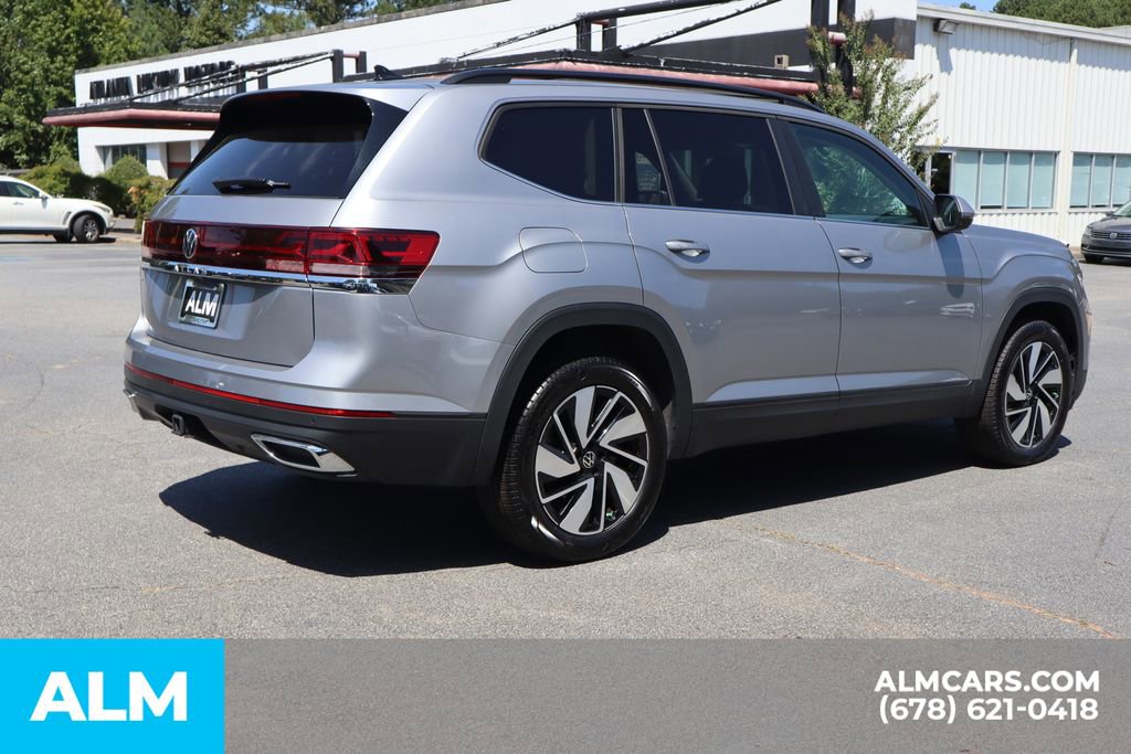 Used 2025 Volkswagen Atlas SE image 6