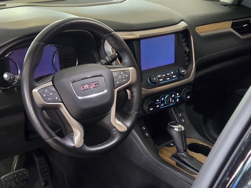 Certified 2018 GMC Acadia Denali w/ Technology Package AWD/4WD image 25