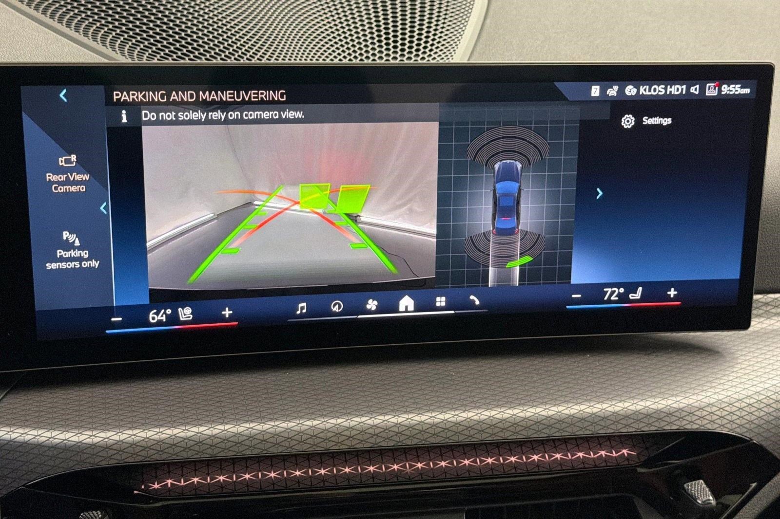 New 2026 BMW 330i Sedan w/ Convenience Package image 25