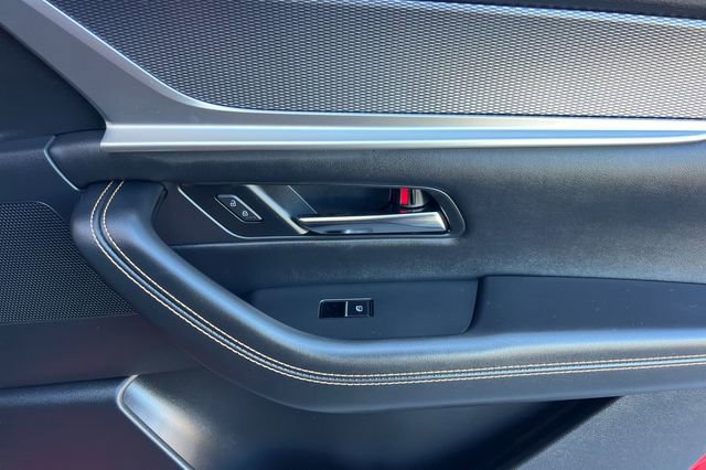 Certified 2025 MAZDA CX-70 Plug-In Hybrid w/ Premium Plus image 21