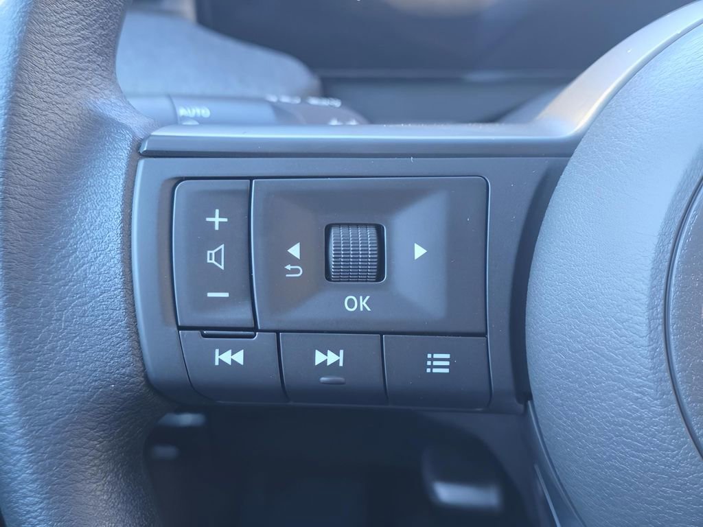 New 2026 Nissan Kicks SV w/ Cold Weather Package image 18