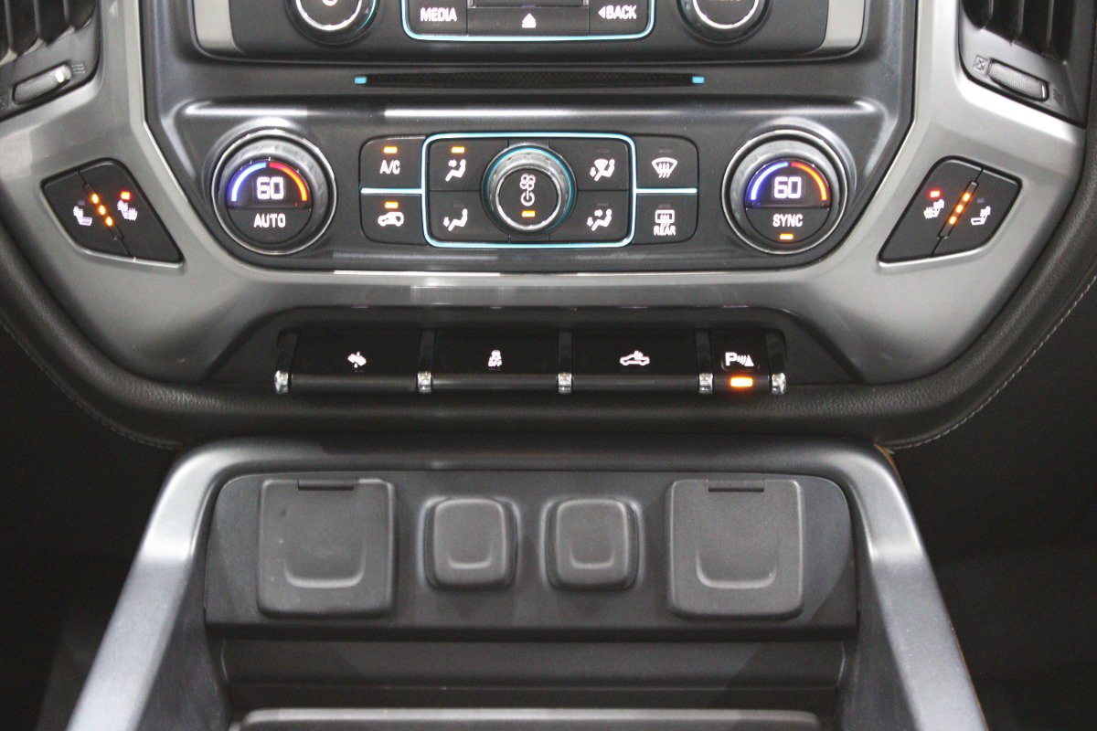 Used 2014 Chevrolet Silverado 1500 LTZ w/ Texas Edition, 1LZ Trim AWD/4WD image 25