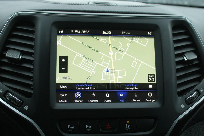 Used 2023 Jeep Cherokee Altitude Lux image 20