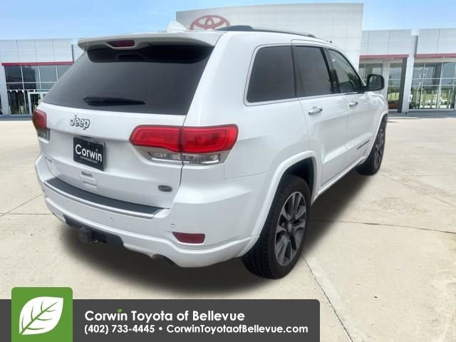 Used 2017 Jeep Grand Cherokee Overland AWD/4WD image 32
