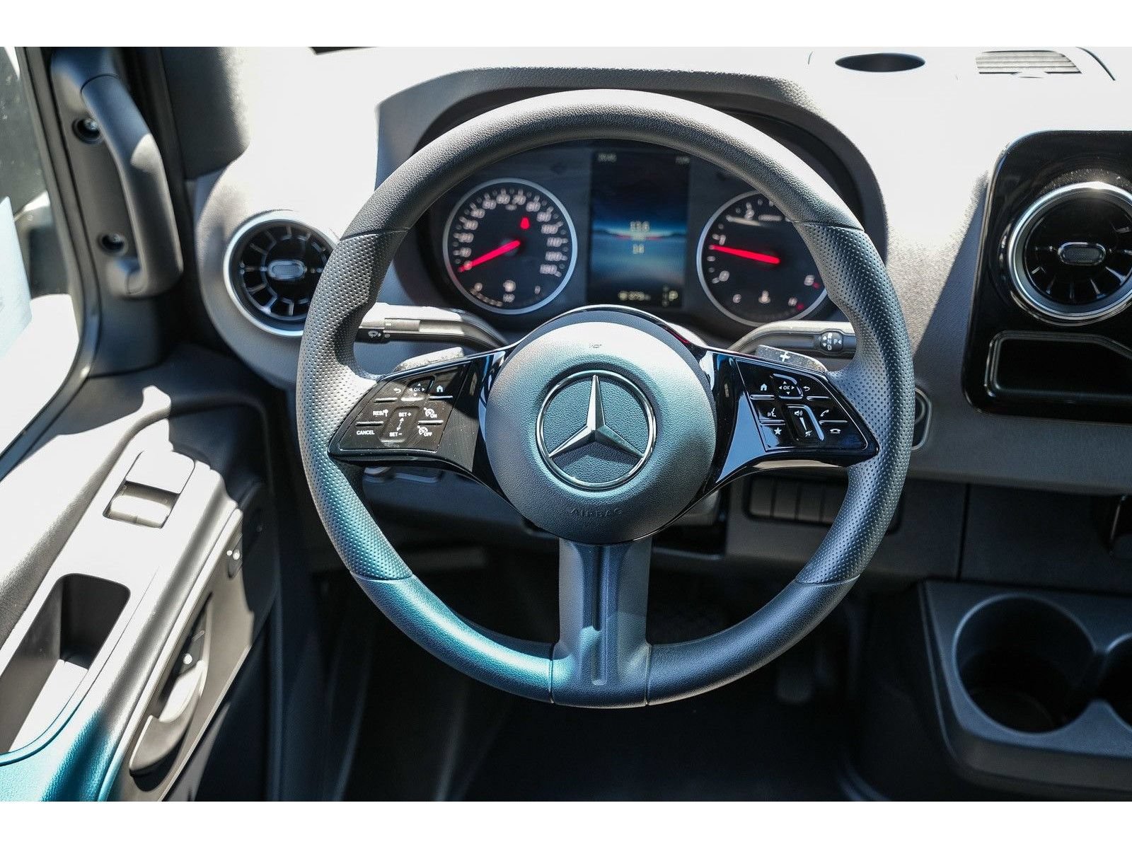 New 2025 Mercedes-Benz Sprinter 2500 image 15