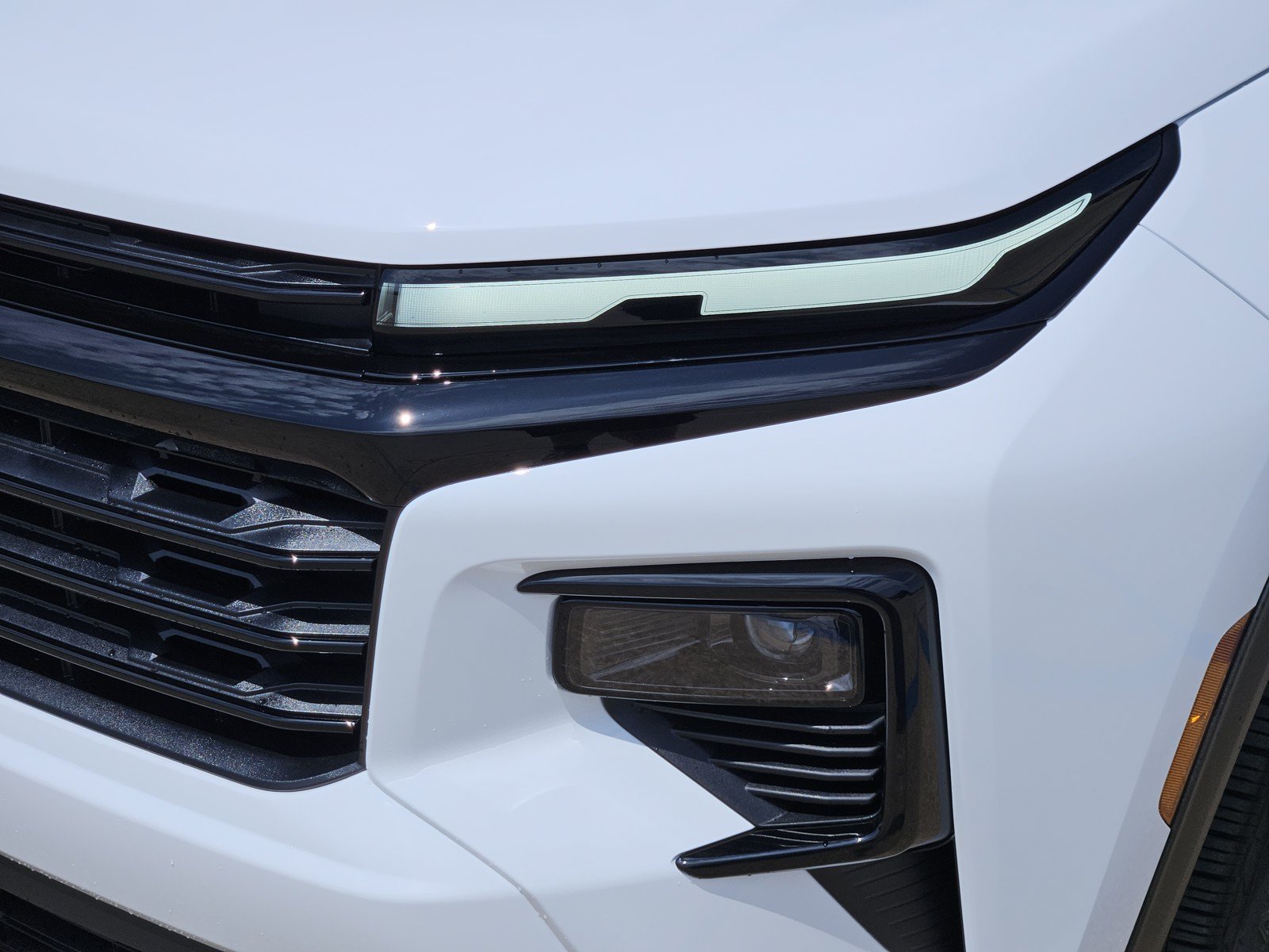 New 2027 Chevrolet Traverse LT w/ Midnight/Sport Edition FWD image 5
