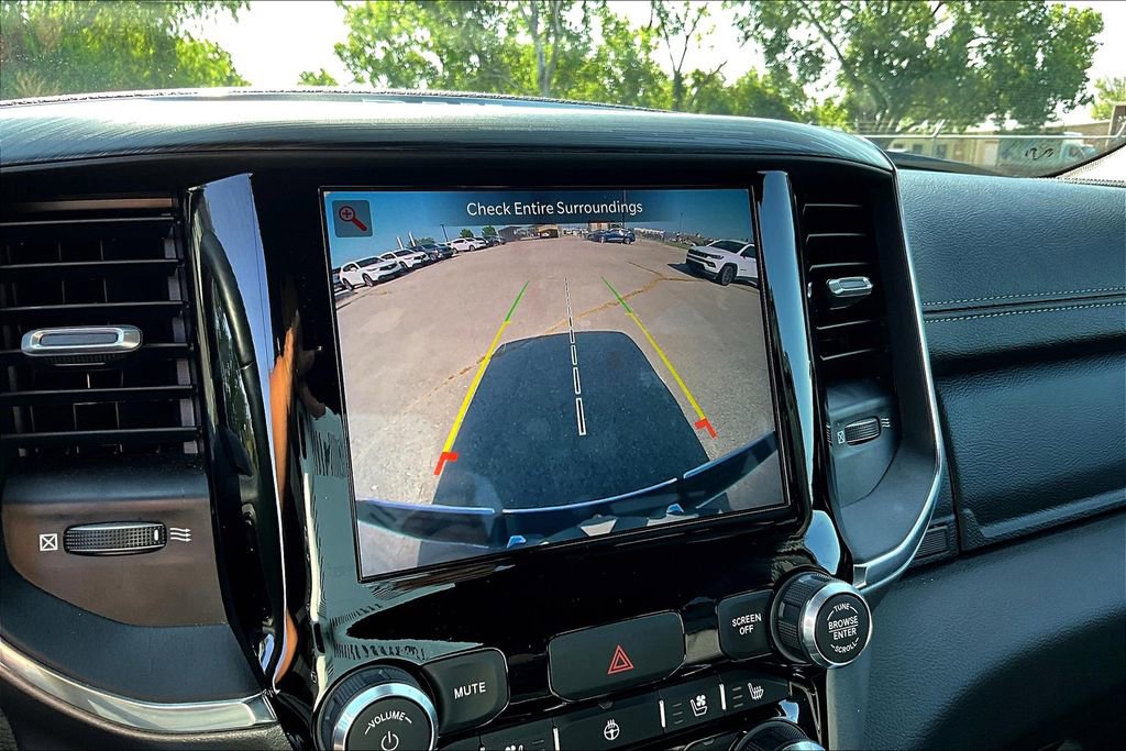 Used 2024 RAM 1500 Laramie image 31