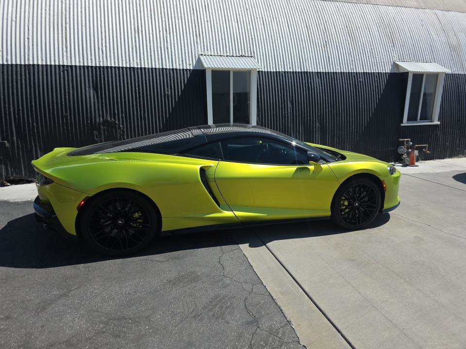 Used 2023 McLaren GT RWD image 3