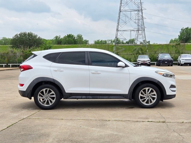 Used 2017 Hyundai Tucson SE FWD image 4