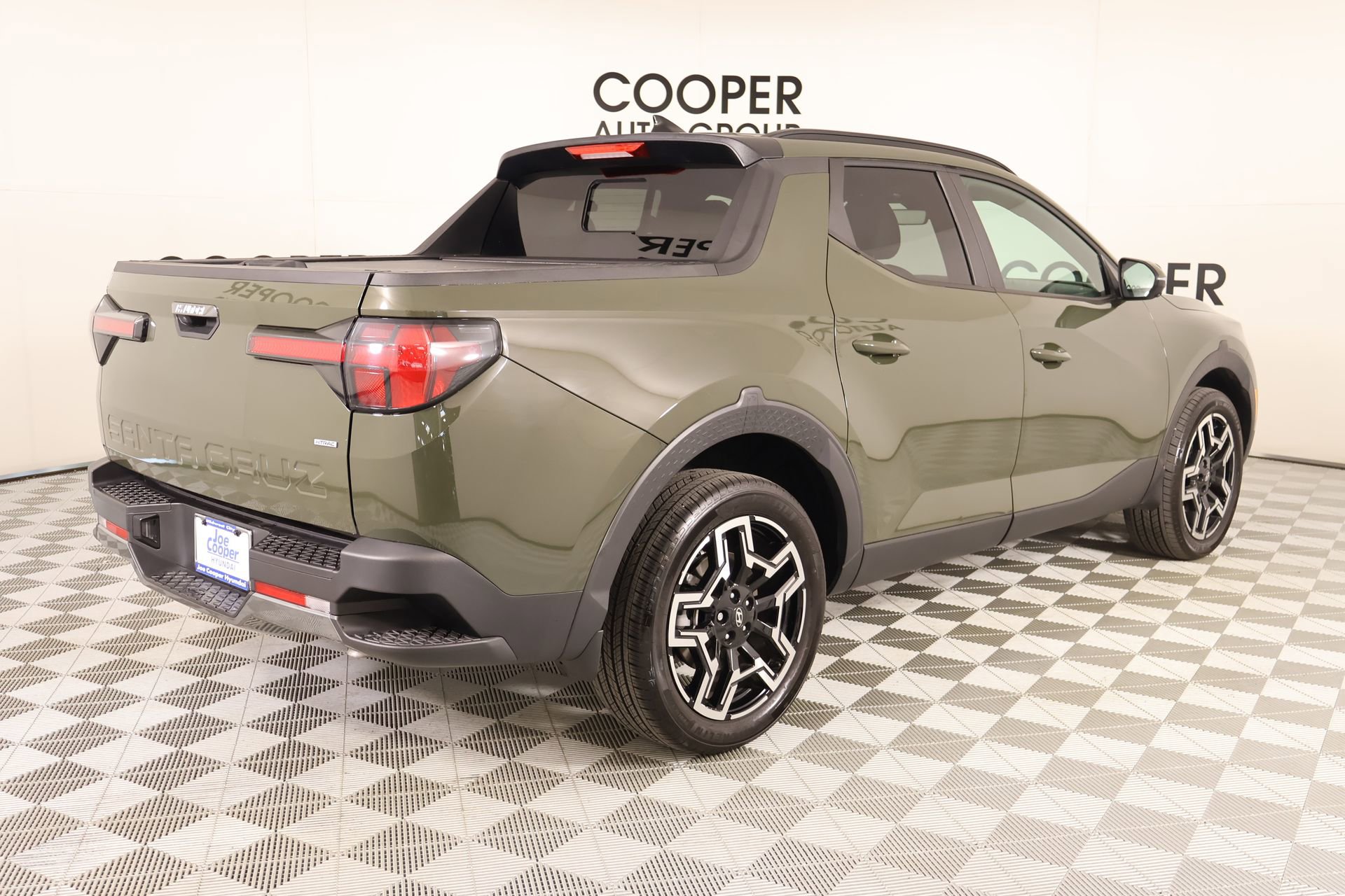 Certified 2025 Hyundai Santa Cruz Limited image 22