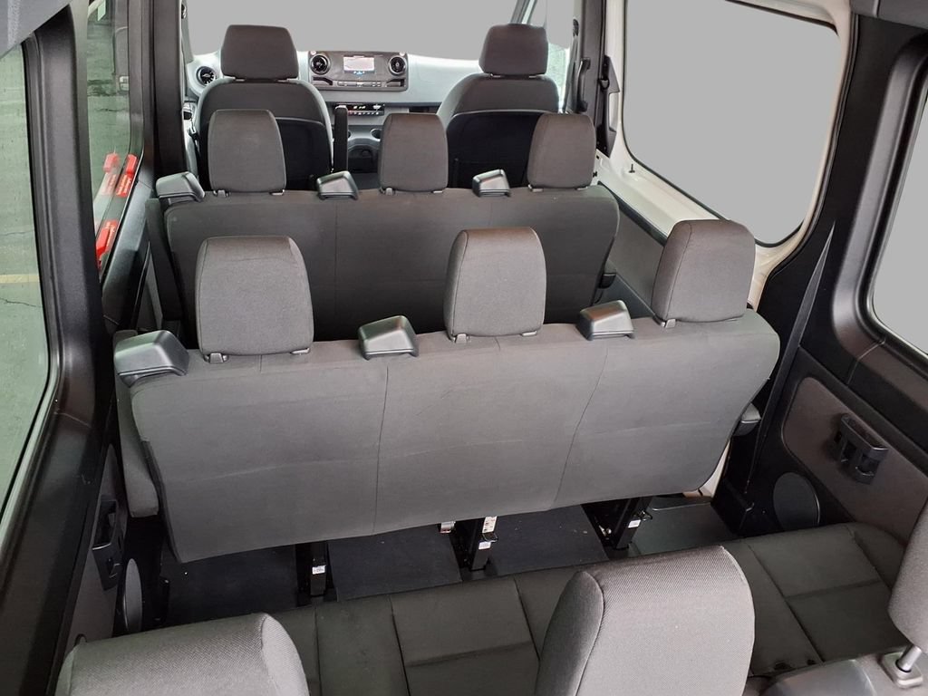 Used 2024 Mercedes-Benz Sprinter 2500 image 25