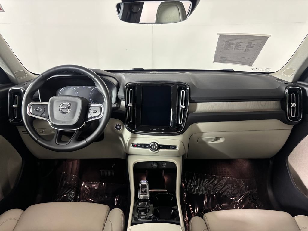 Used 2021 Volvo XC40 T5 Inscription w/ Advanced Package AWD/4WD image 15