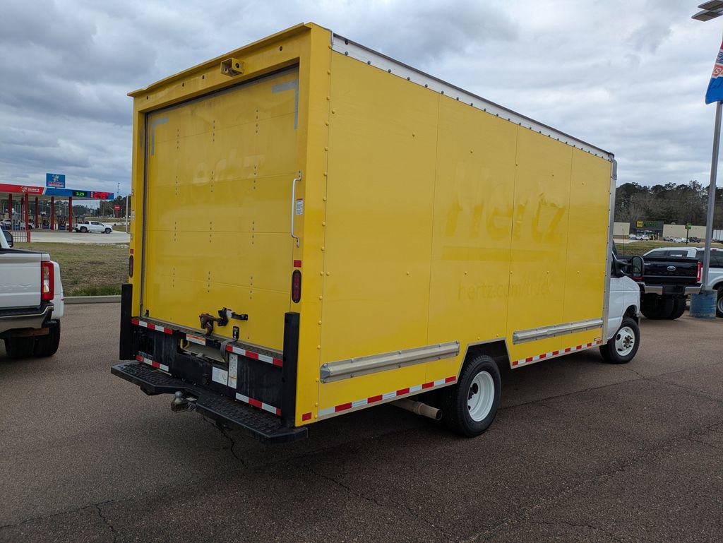 Used 2024 Ford E-350 and Econoline 350 Super Duty w/ Driver's Safety Package RWD image 6