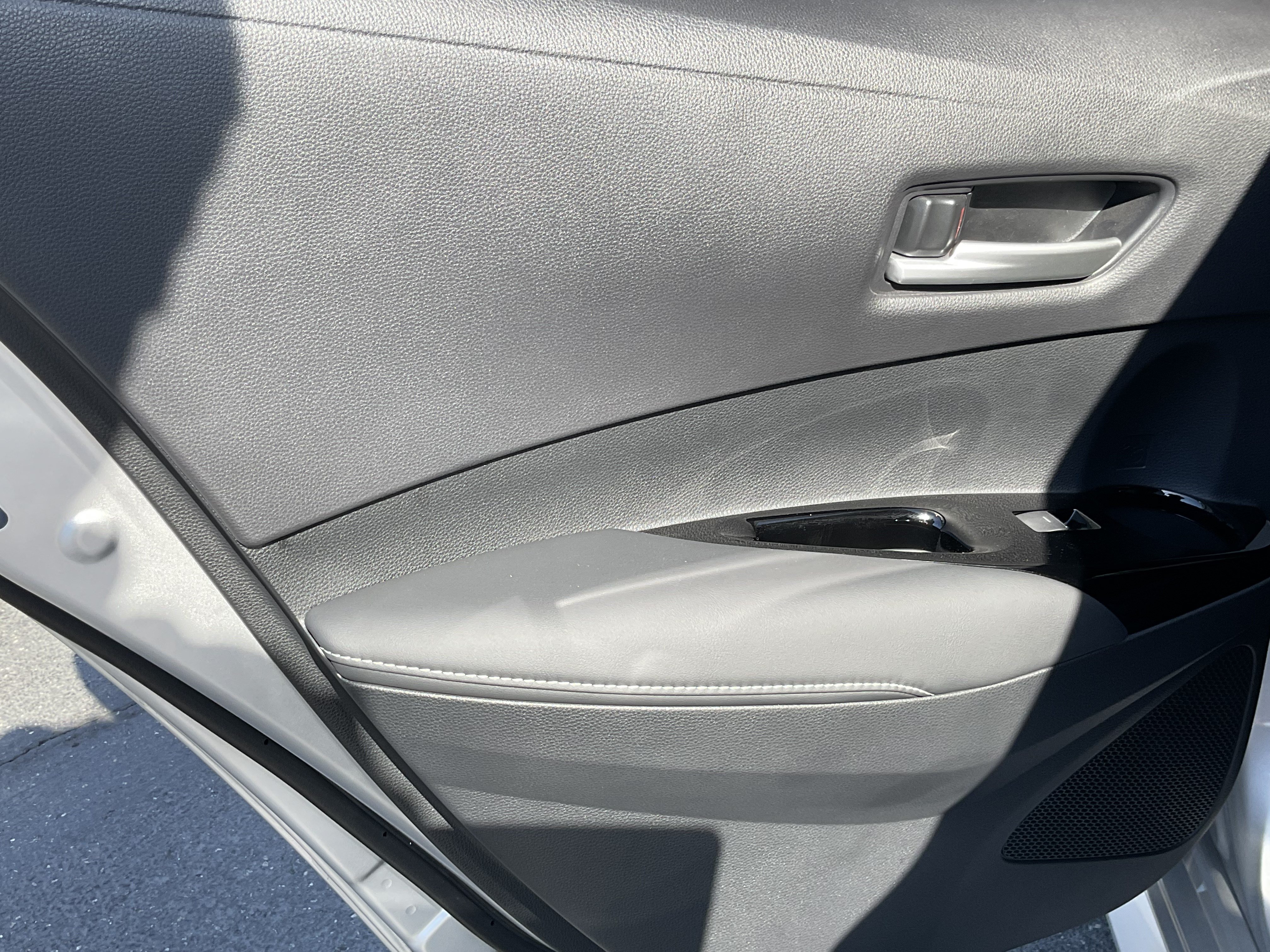 Used 2025 Toyota Corolla XSE FWD image 32