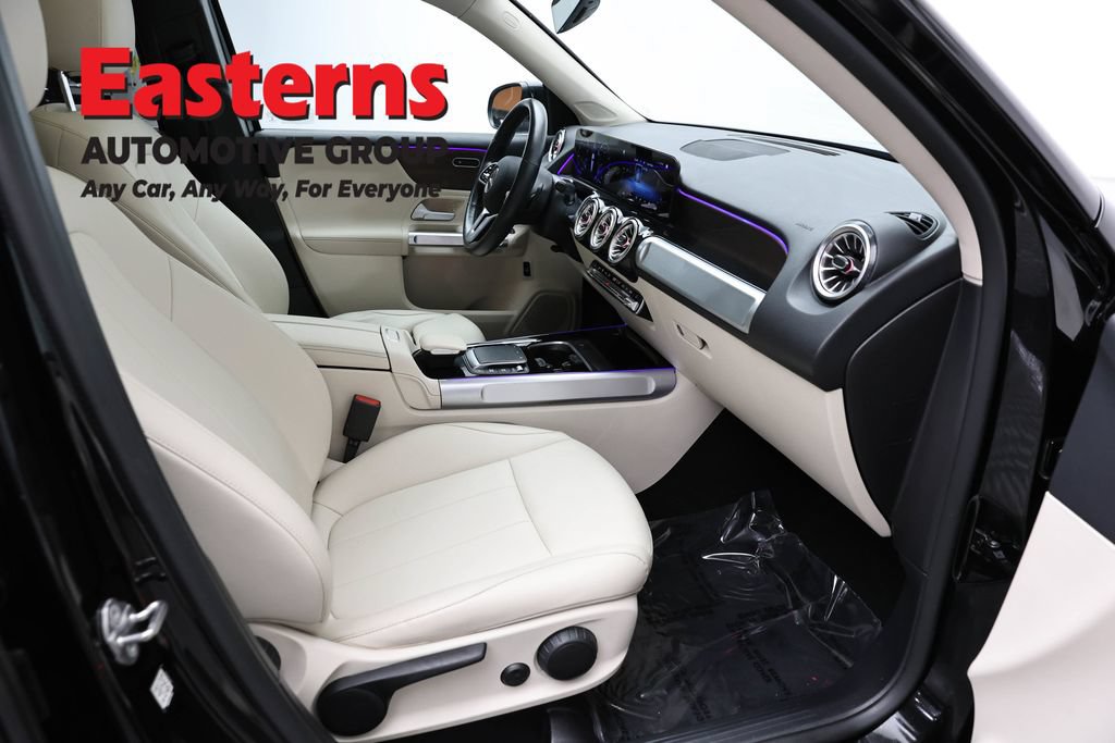 Used 2022 Mercedes-Benz GLB 250 4MATIC image 24