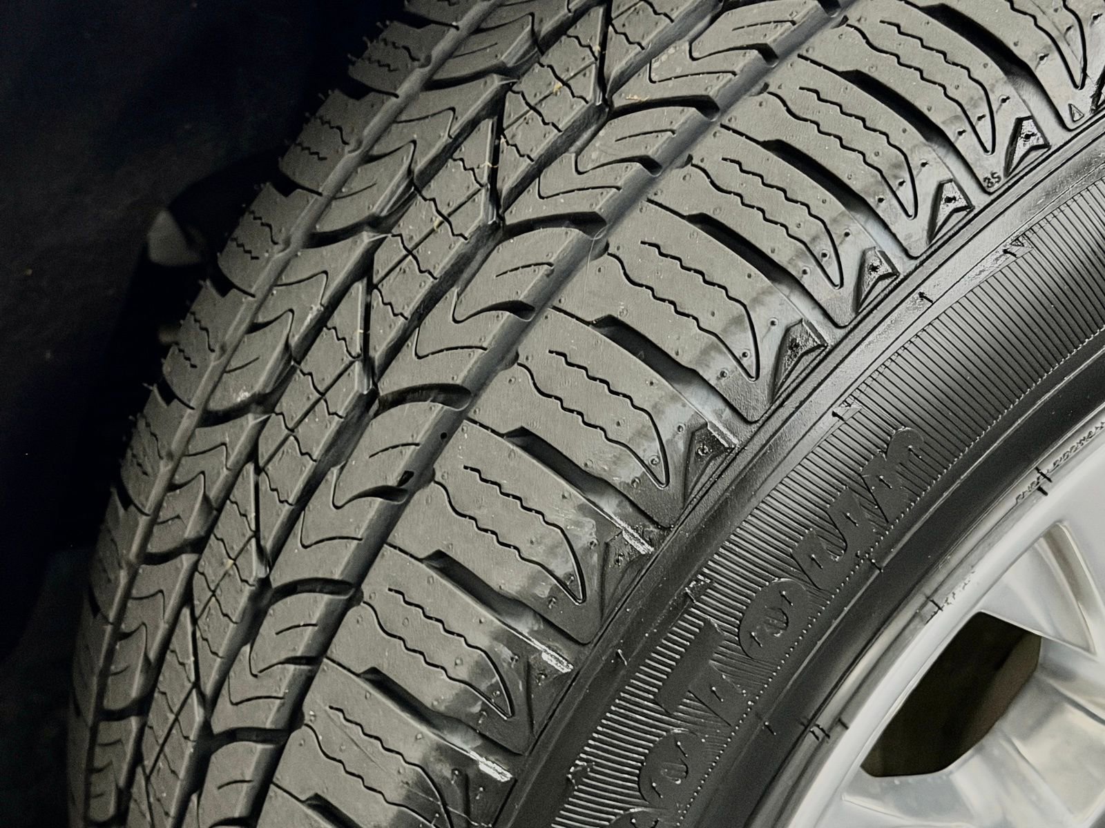 Used 2023 GMC Yukon Denali image 20