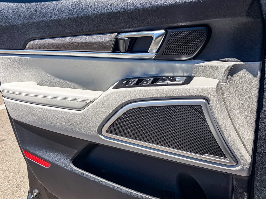 Used 2020 Kia Telluride EX FWD image 43