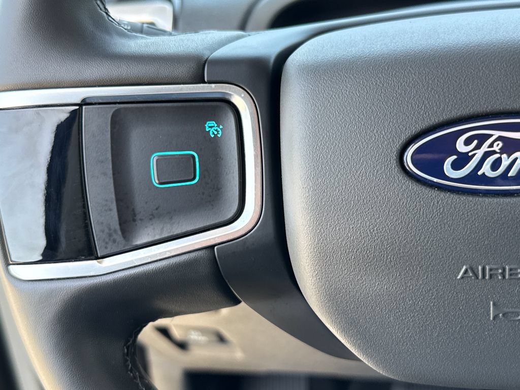 Certified 2025 Ford Expedition Active RWD image 15