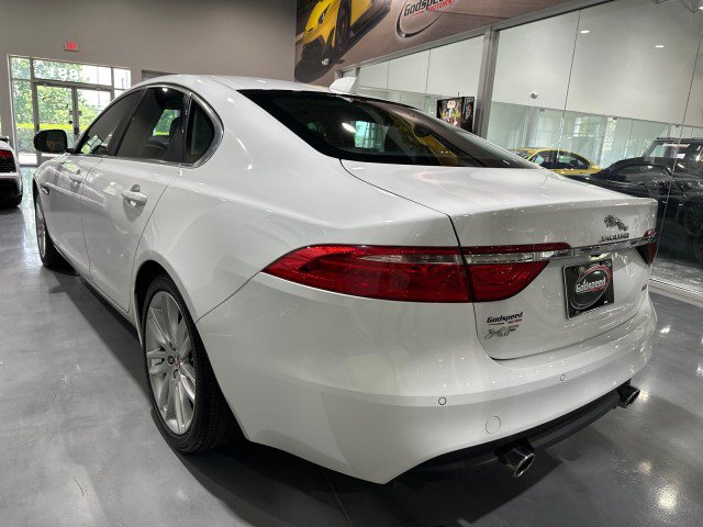 Used 2017 Jaguar XF Prestige RWD image 91