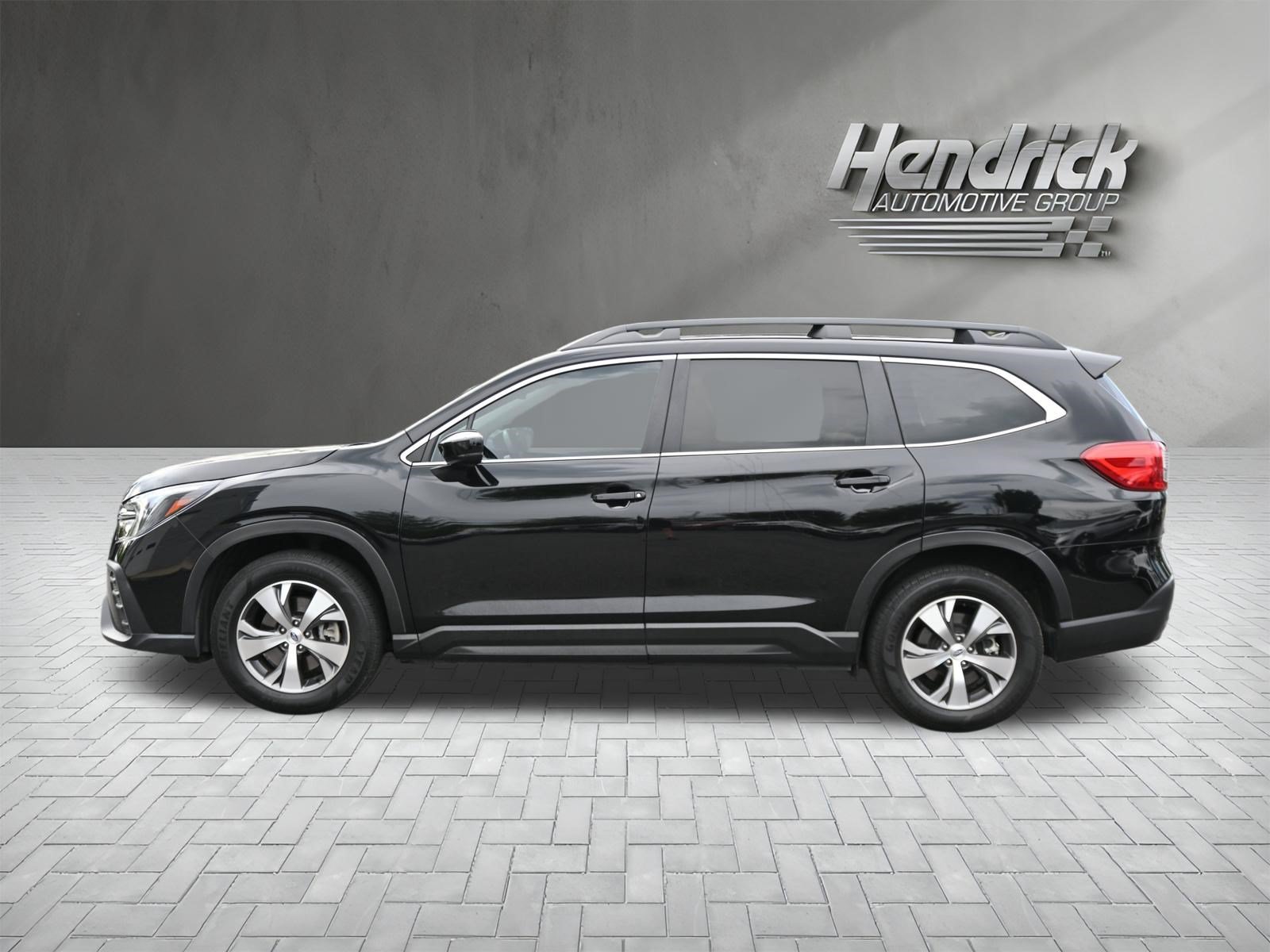Used 2024 Subaru Ascent Premium w/ Convenience Package AWD/4WD image 6