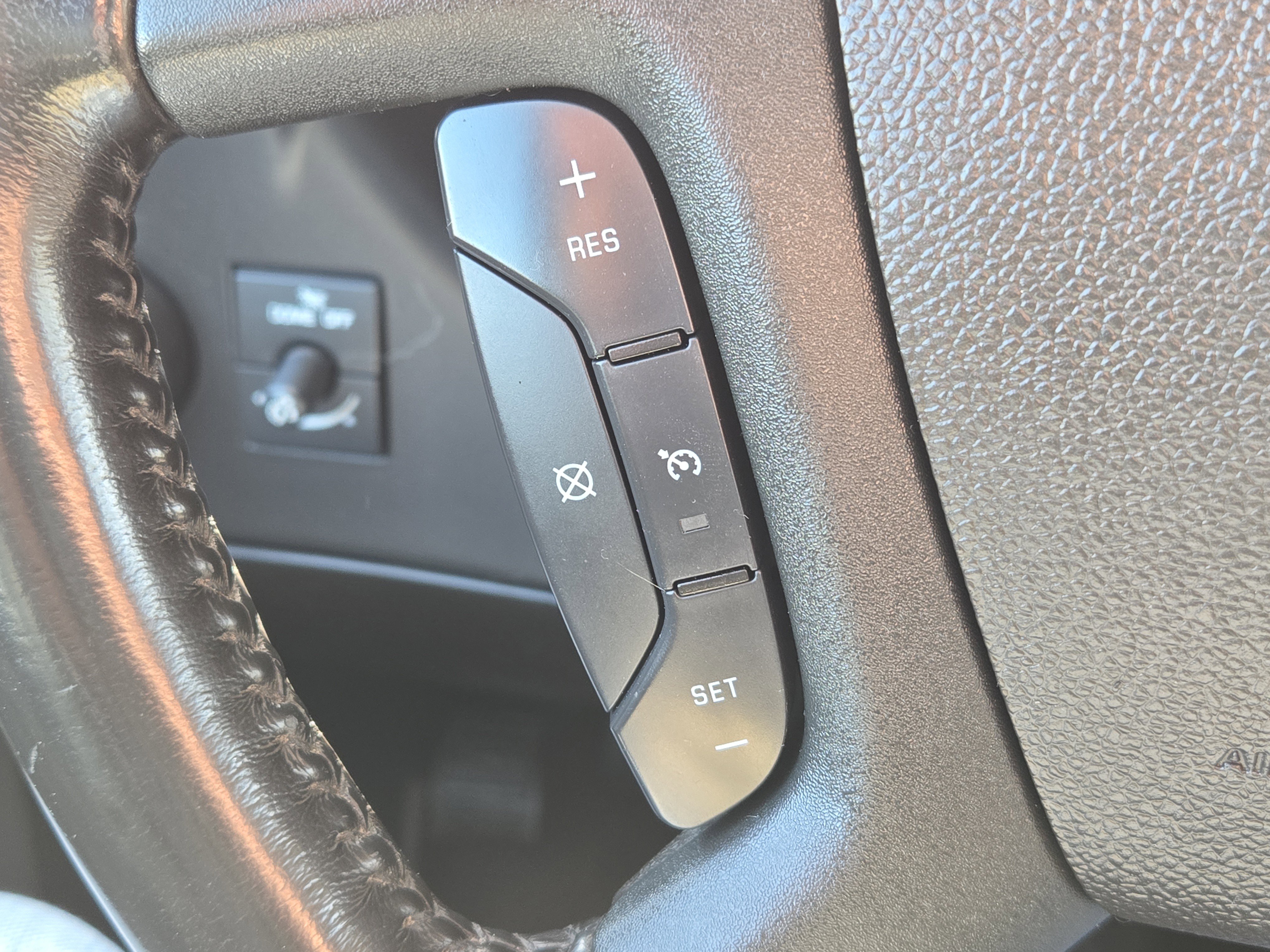 Used 2021 Chevrolet Express 3500 LT w/ LT Preferred Equipment Group RWD image 23