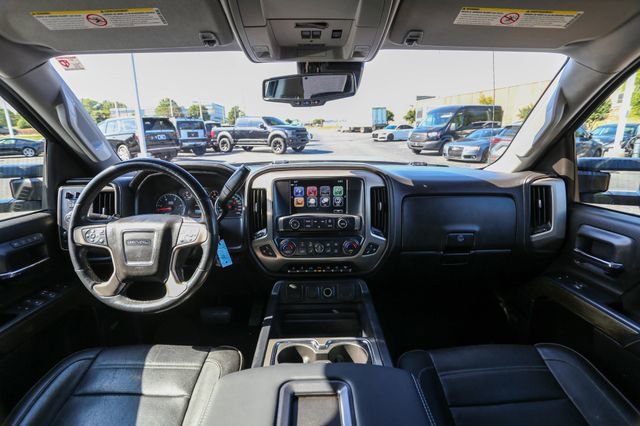 Used 2019 GMC Sierra 2500 Denali w/ Duramax Plus Package AWD/4WD image 12