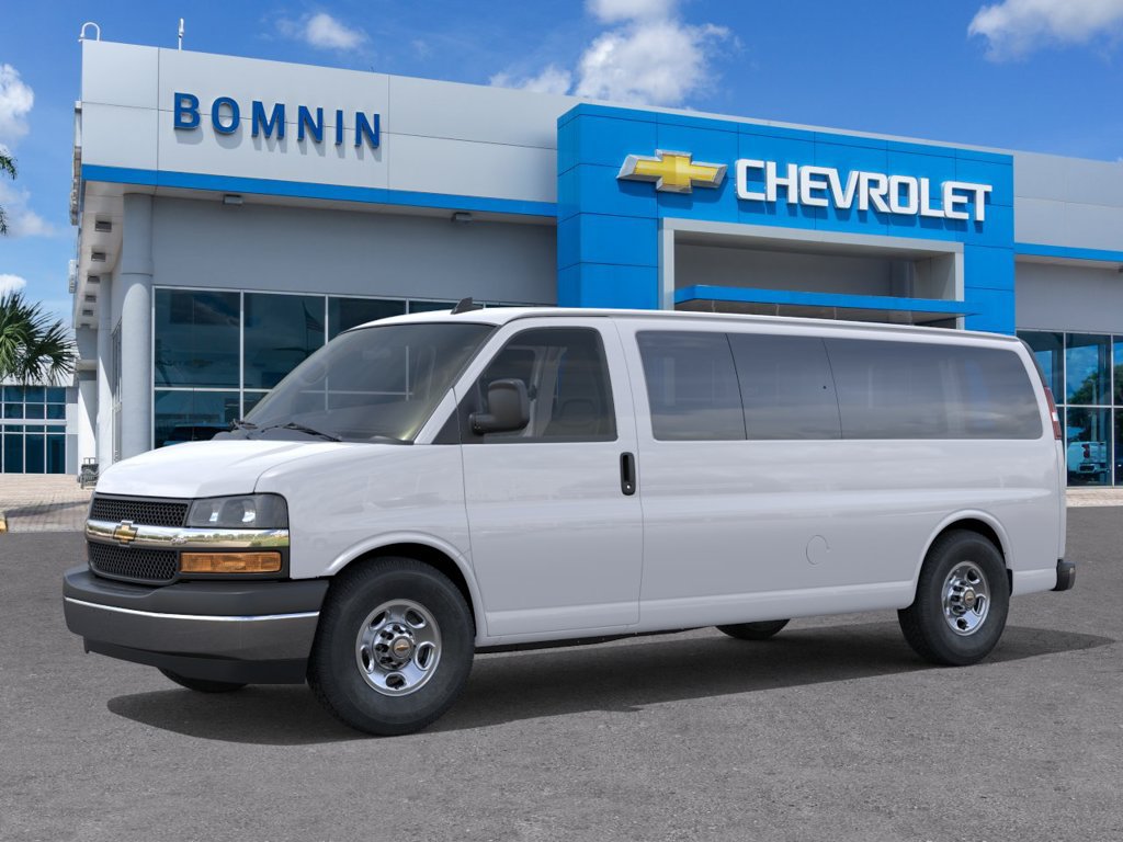 New 2027 Chevrolet Express 3500 LT w/ LT Preferred Equipment Group RWD image 3