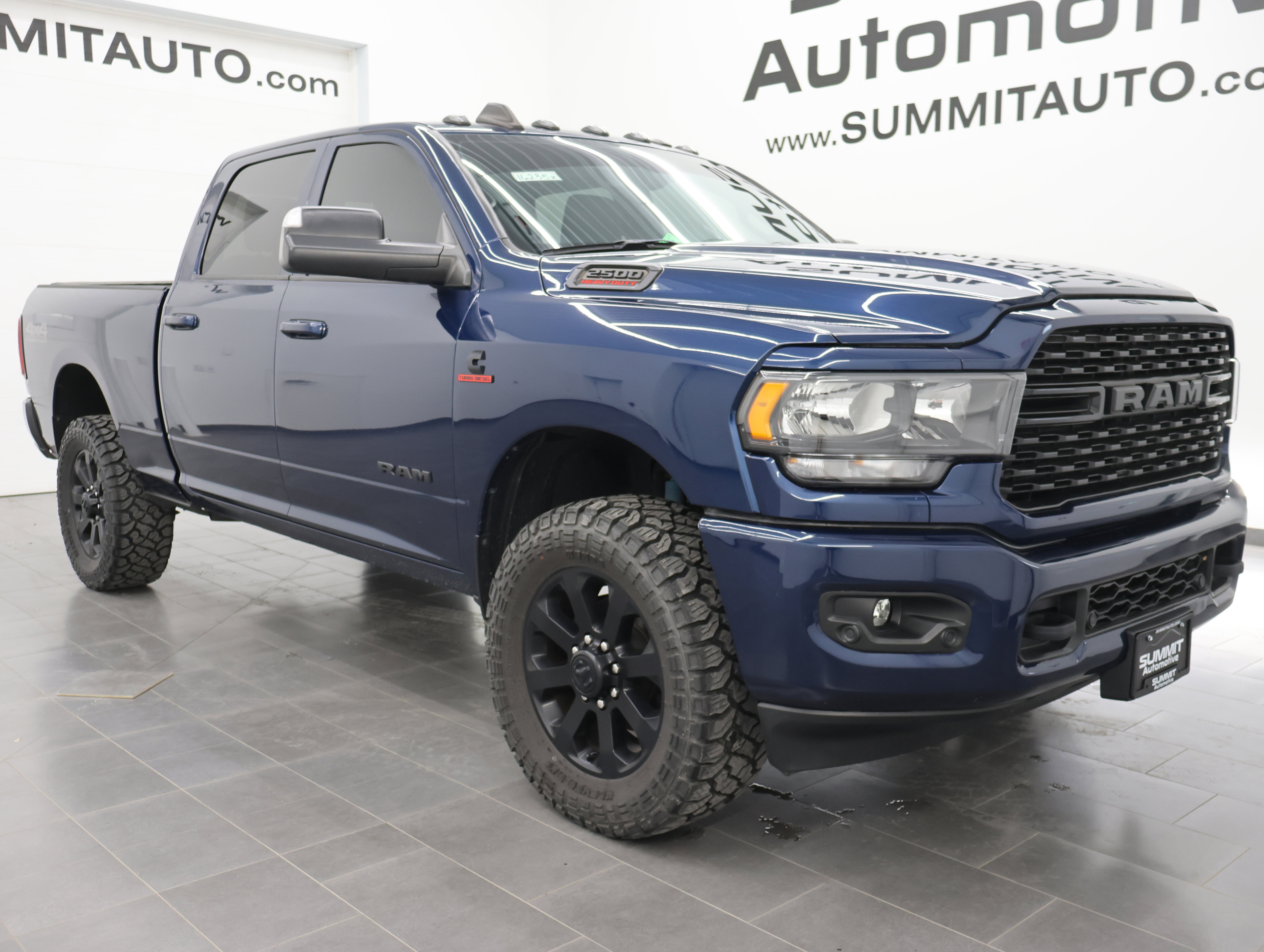 Used 2022 RAM 2500 Big Horn w/ Level C Equiment Group AWD/4WD image 2