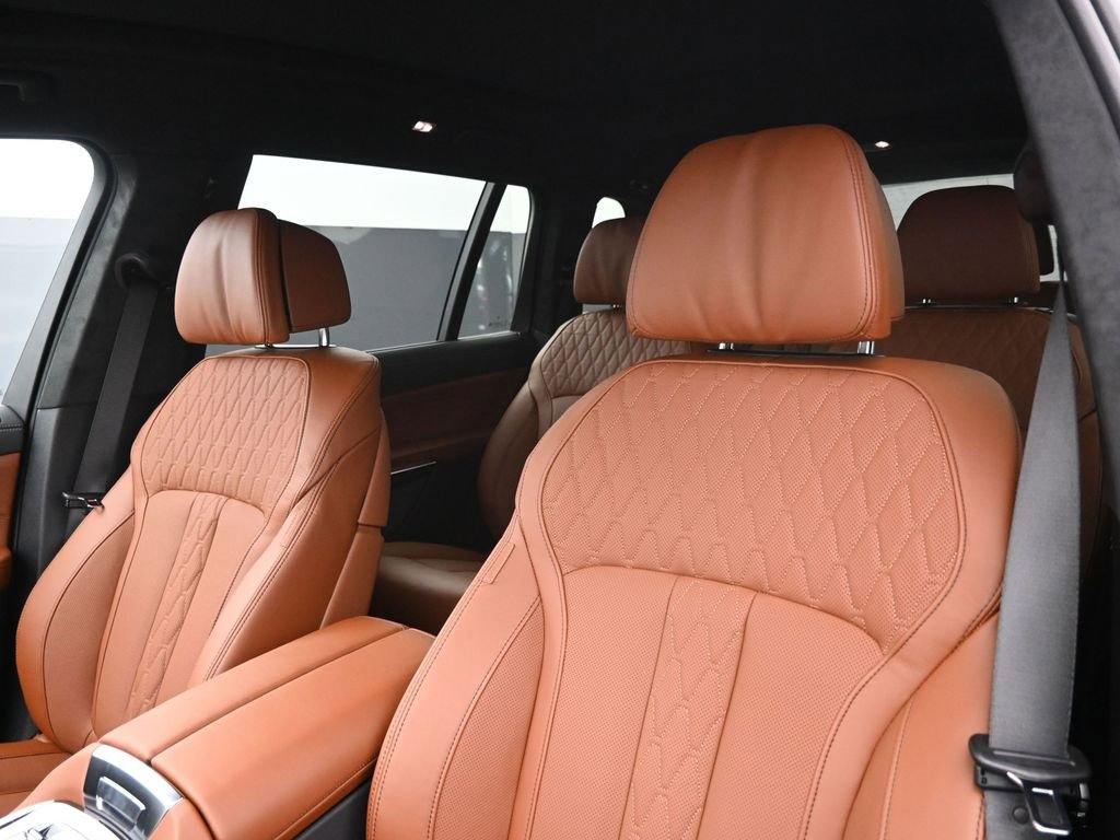 New 2026 BMW X7 xDrive40i w/ M Sport Package image 13
