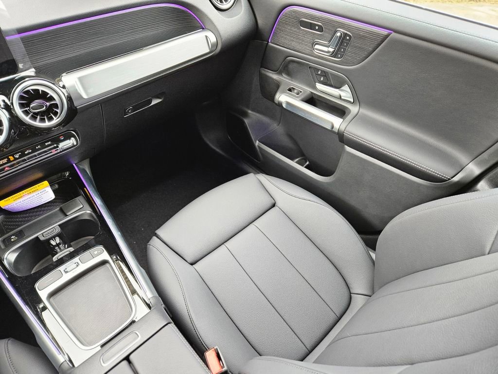 New 2026 Mercedes-Benz GLB 250 4MATIC image 13