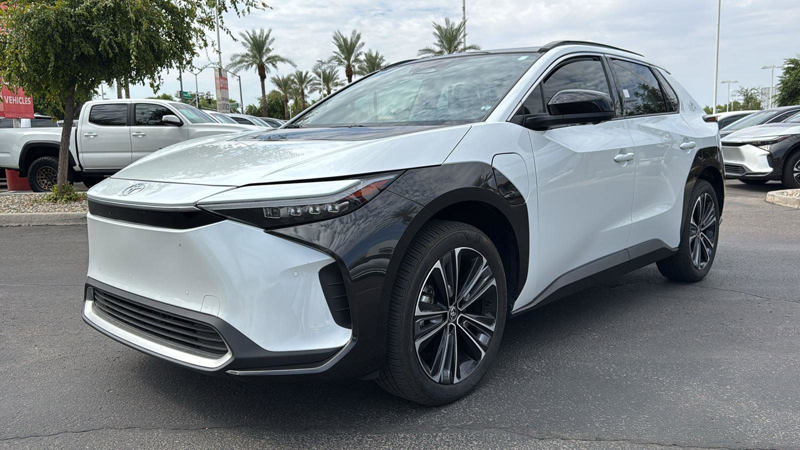 Certified 2023 Toyota bZ4X Limited image 3