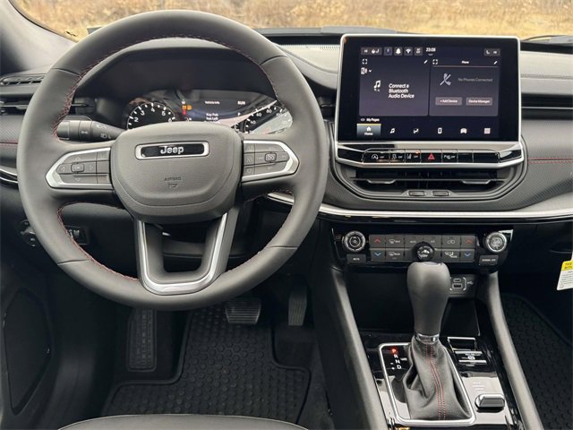 New 2026 Jeep Compass Trailhawk image 2