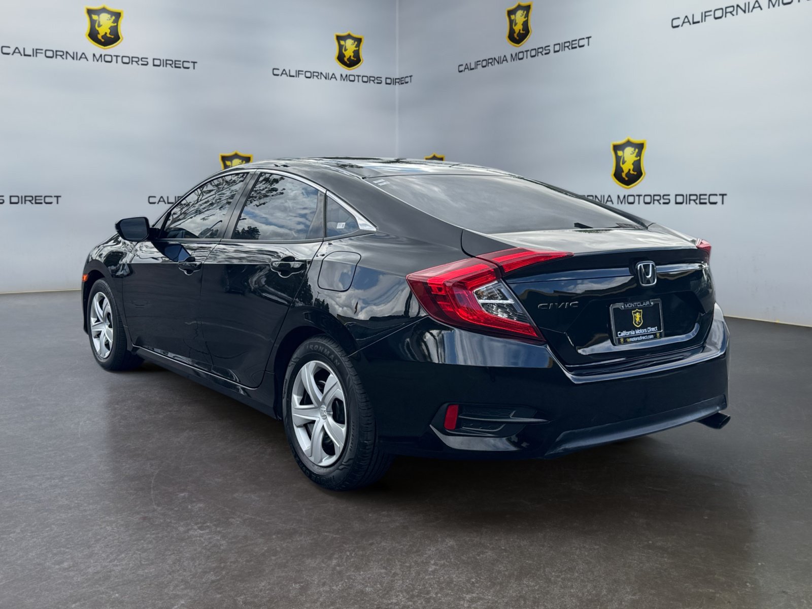 Used 2018 Honda Civic LX image 3