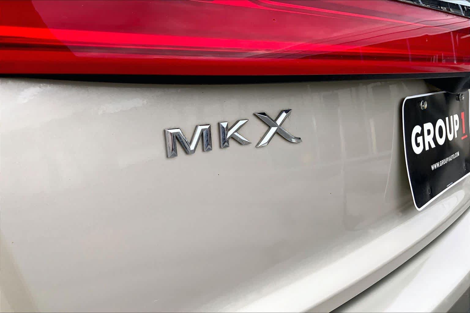 Used 2017 Lincoln MKX Reserve w/ Lincoln MKX Climate Package FWD image 29