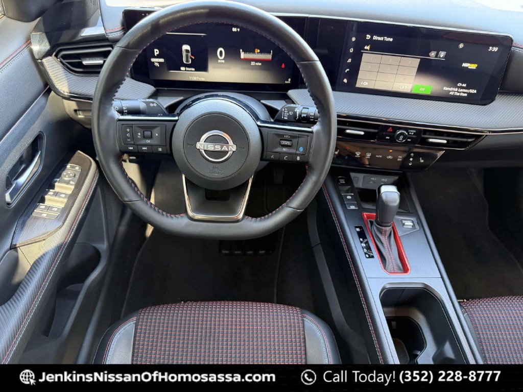 Used 2025 Nissan Kicks SR w/ SR Premium Package FWD image 22