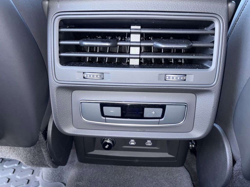 Used 2023 Audi Q7 2.0T Premium Plus w/ Premium Plus Package image 20