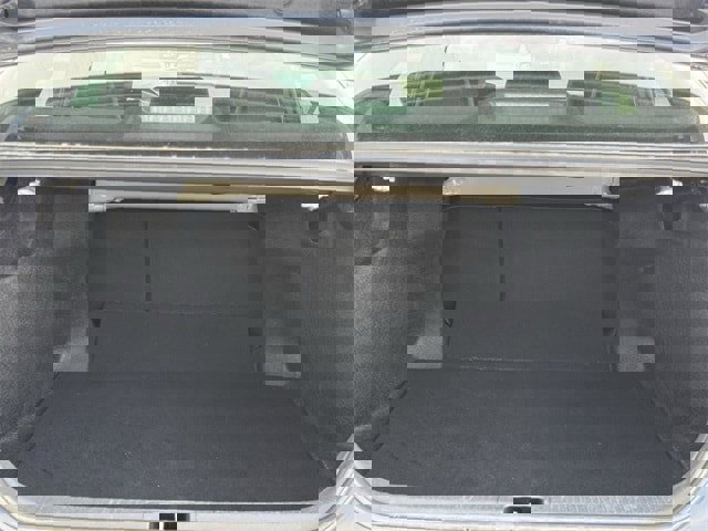 Used 2025 Toyota Camry SE image 32