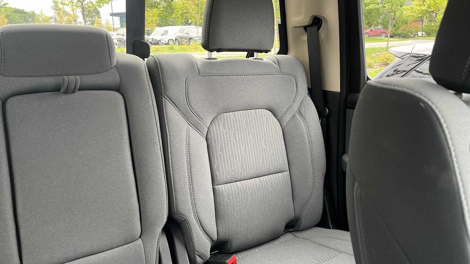 Used 2020 RAM 1500 Big Horn AWD/4WD image 30