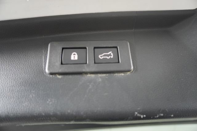 Used 2020 Subaru Outback Premium image 37