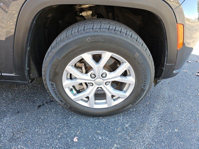 Used 2022 Jeep Grand Cherokee L Limited image 10