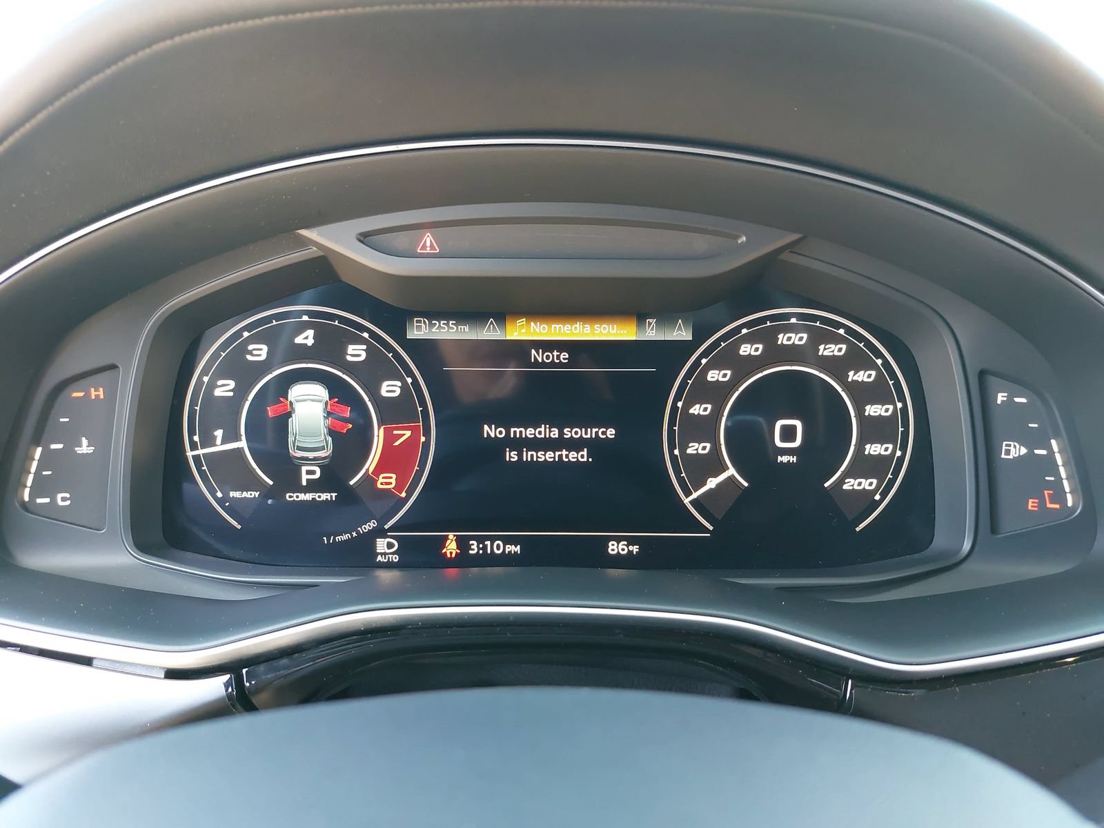 Used 2022 Audi RS Q8 AWD/4WD image 20
