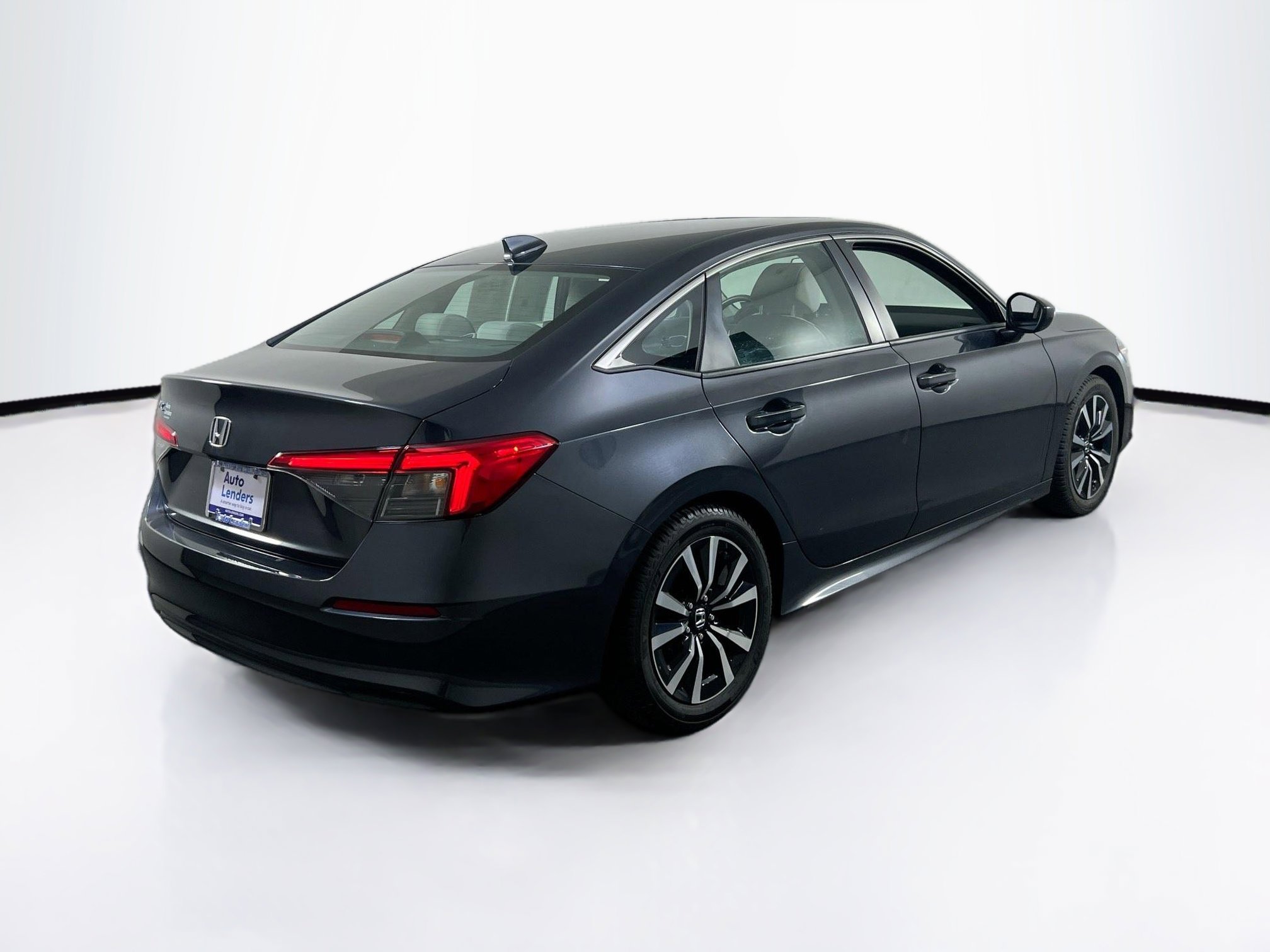 Used 2022 Honda Civic EX image 5