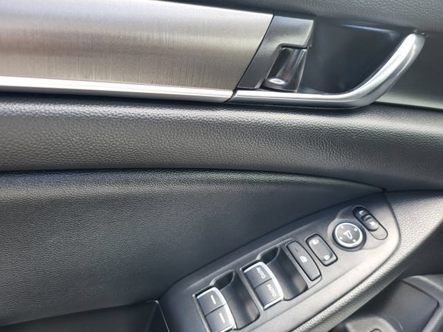 Used 2021 Honda Accord Hybrid image 13
