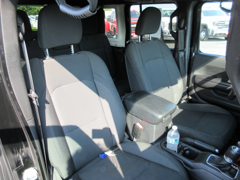 Used 2021 Jeep Wrangler Unlimited Sport AWD/4WD image 21