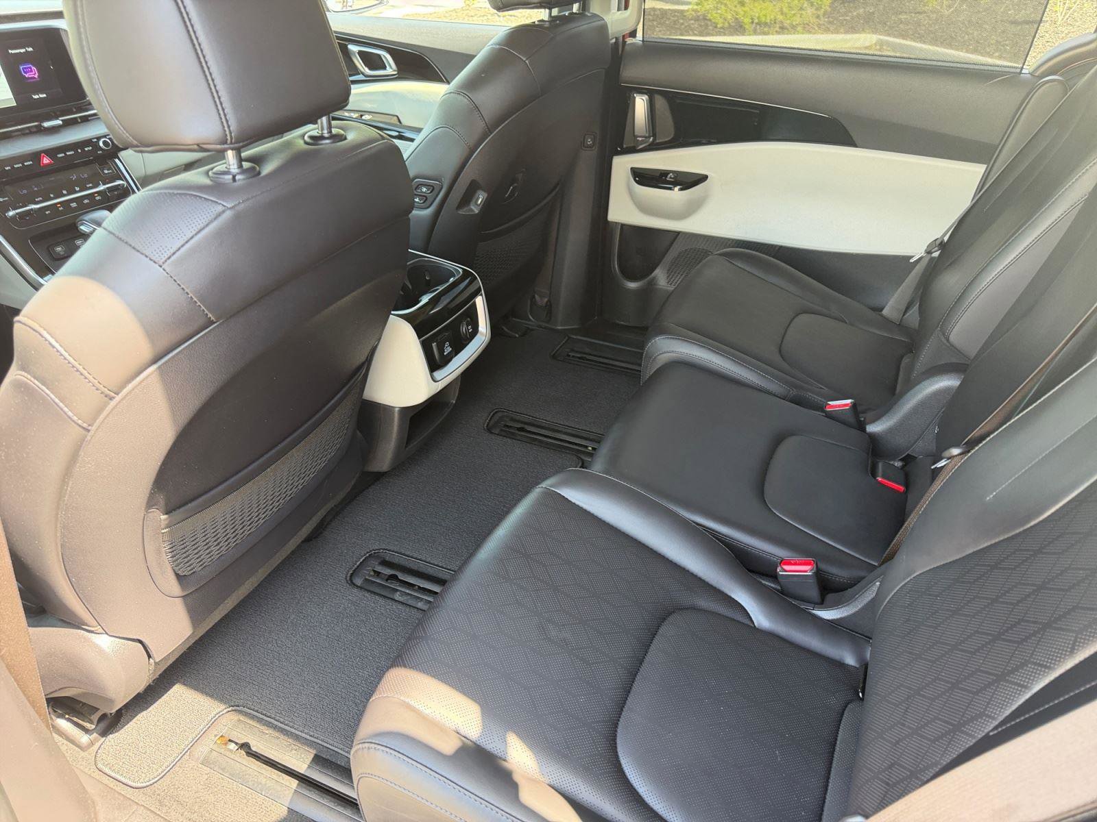 Used 2023 Kia Carnival SX FWD image 44