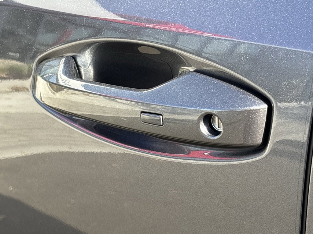 New 2025 Nissan Murano SV image 13