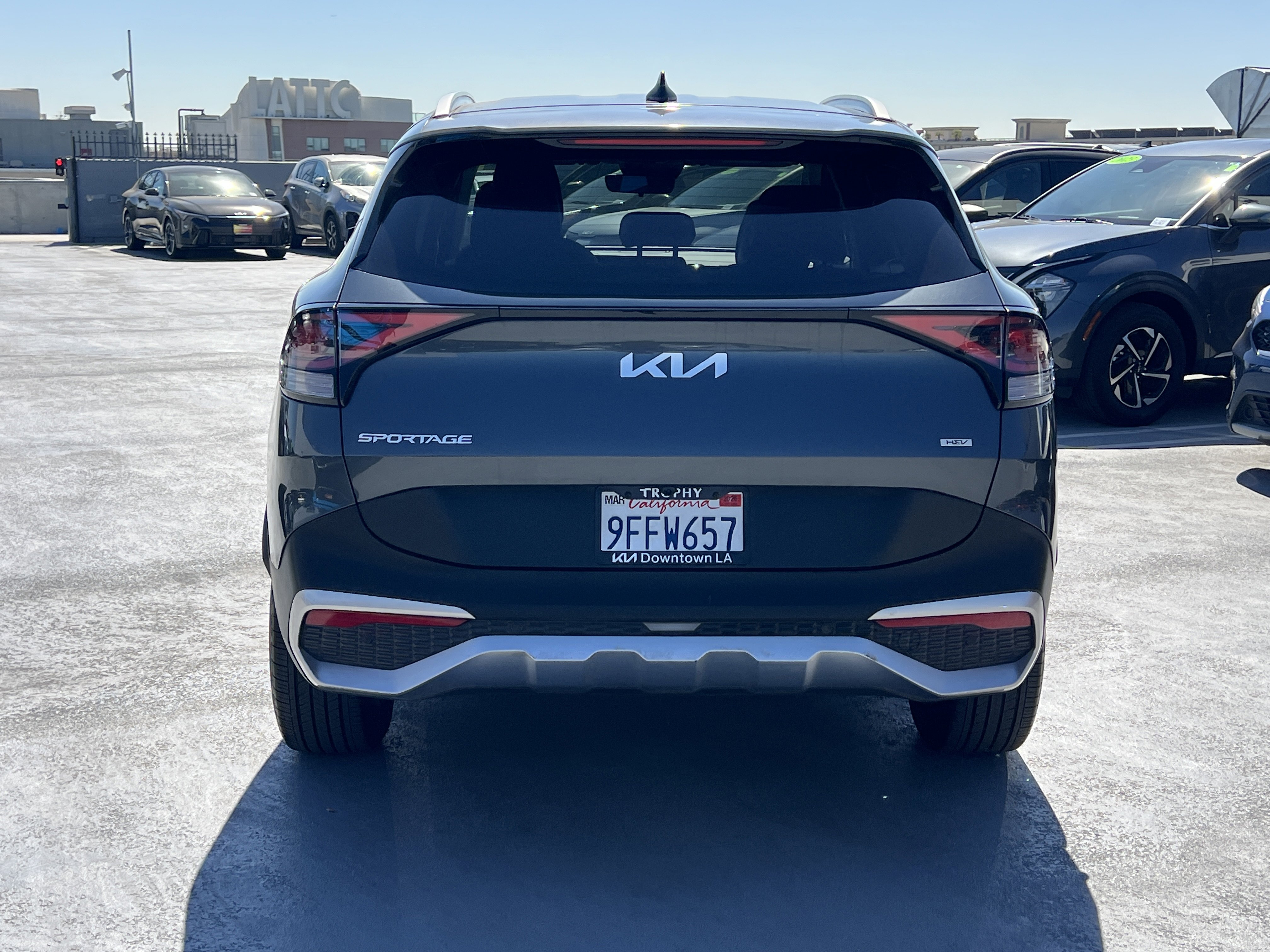 Used 2023 Kia Sportage EX image 6