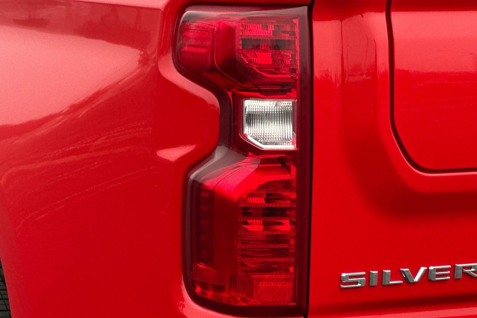 Used 2025 Chevrolet Silverado 1500 Custom image 46