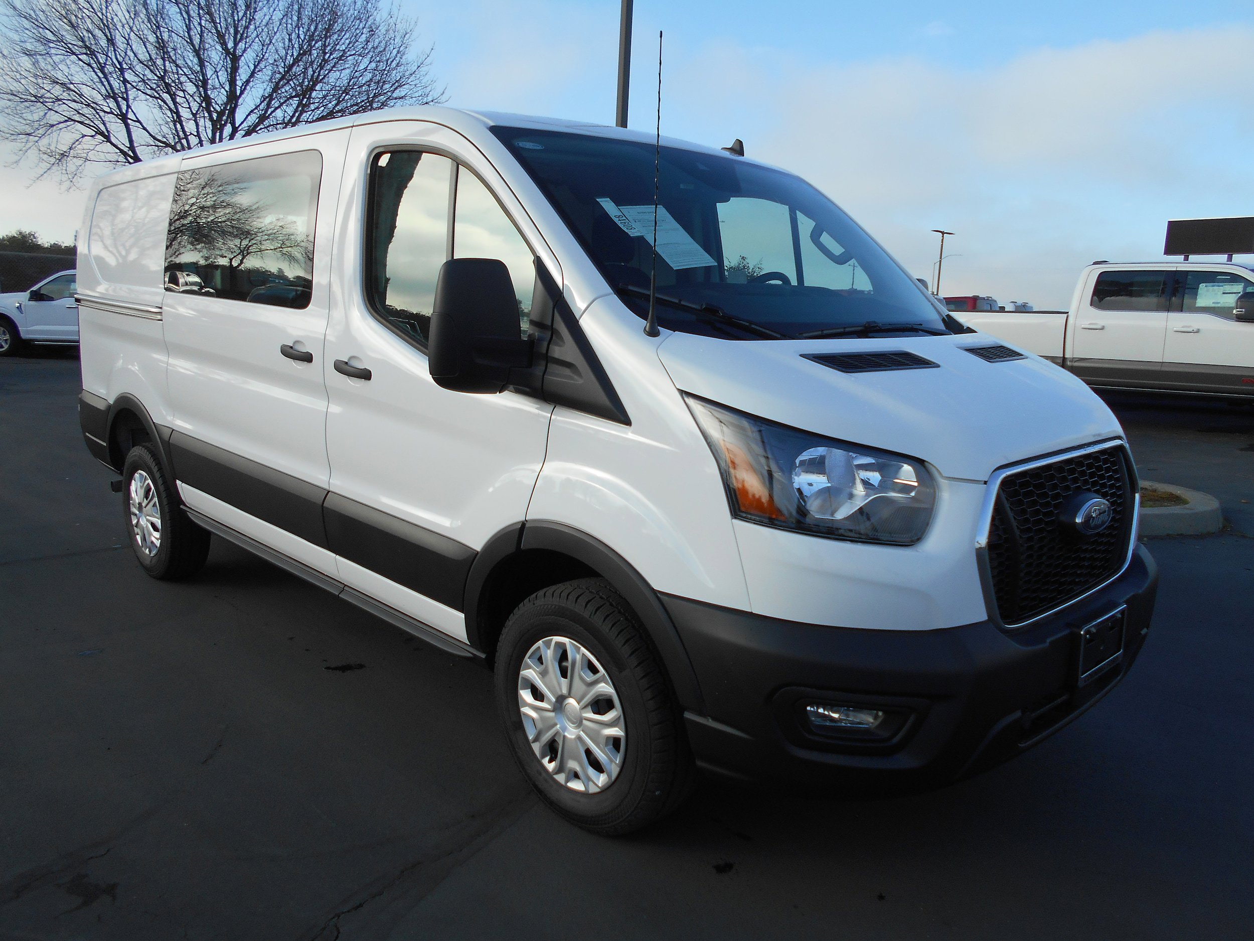 Used 2025 Ford Transit 250 Low Roof w/ Exterior Upgrade Package image 6