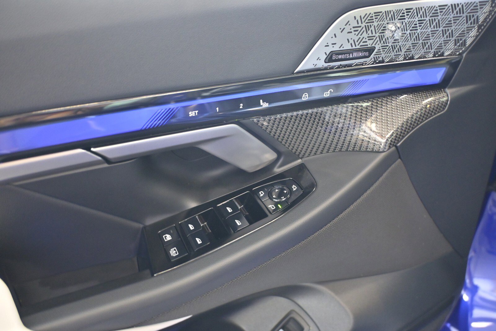 New 2026 BMW M5 w/ Carbon Package image 16